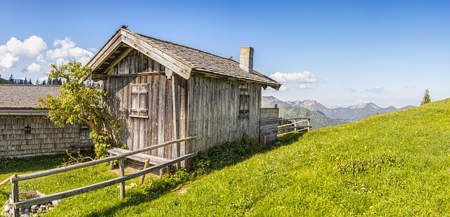 Hütte